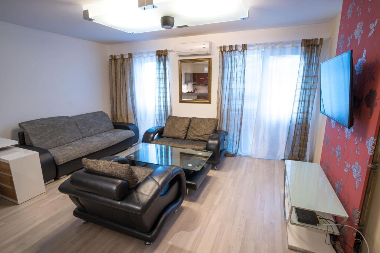 Apartment Vodni With Parking Brünn  Kültér fotó